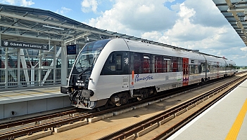 Gdańsk: Więcej połączeń kolejowych na lotnisko