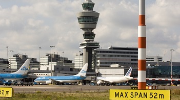 Ponad 58 mln pasażerów w Amsterdamie w 2015 r.