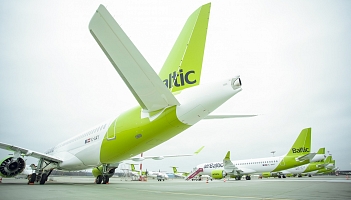 airBaltic: 437 tys. pasażerów w ub. miesiącu