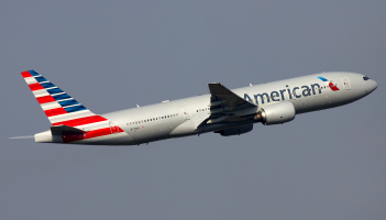 American Airlines odwołał tylko 16 lotów w wakacje zimowe   