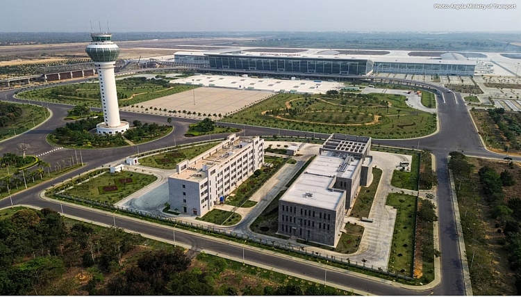 Nowe lotnisko w Angoli