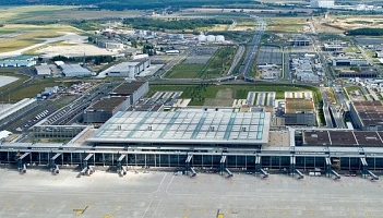Berlin-Brandenburg: Start z nowego lotniska może powodować... dolegliwości żołądkowe