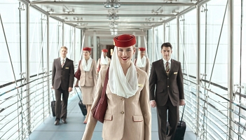 Emirates: Liczba pracowników personelu pokładowego przekroczyła 20 tys. osób. 