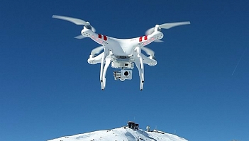 Wirtualne drony w prawdziwym ruchu. Superkomputer pomoże w projekcie NaviLab