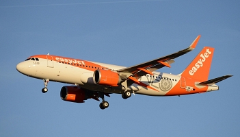 Amsterdam: Kolizja samolotów KLM i easyJet na lotnisku Schiphol