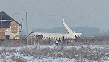 Katastrofa: Fokker 100 rozbił się w Kazachstanie 