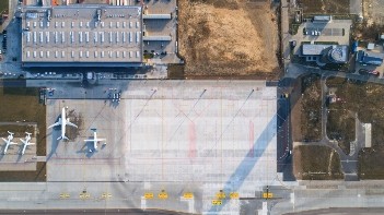 Trwa budowa stacji kolejowej „Pyrzowice Lotnisko”
