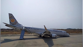 W Birmie embraer lądował awaryjnie bez przedniego podwozia
