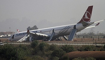 A330 Turkisha wypadł z pasa w Nepalu