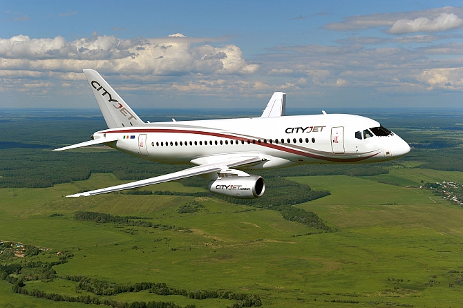 //www.pasazer.com/img/images/normal/SSJ100_CityJet_Livery_Copyright%20SJI.jpg