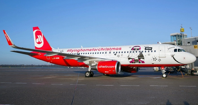 //www.pasazer.com/img/images/normal/airberlin,christmas,a320,media%20(2).jpg