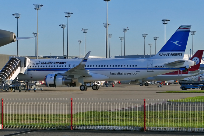 //www.pasazer.com/img/images/normal/kuwait,airways,a320,pbozyk1.jpg