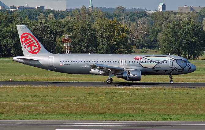 //www.pasazer.com/img/images/normal/niki,airbus,a320,tegel,pbozyk.jpg