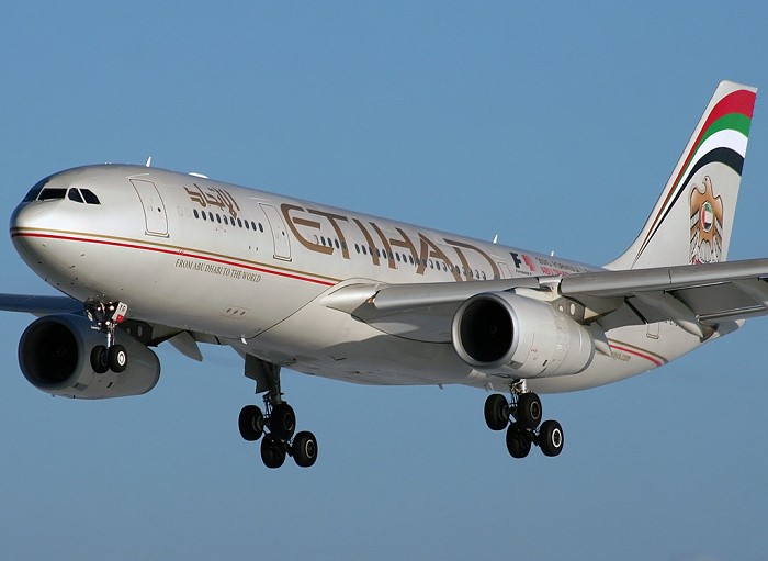 //www.pasazer.com/img/images/airplane/etihad,a330-200,zurych.jpg