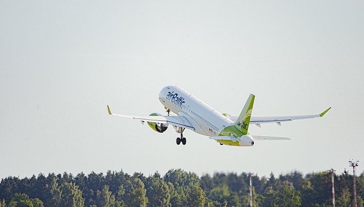 Rekordowy czerwiec airBaltic: Blisko 498 tys. podróżnych