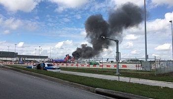 Pożar kołującego boeinga 767 na Florydzie