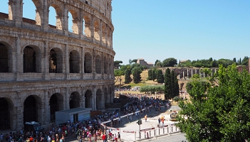 Bliżej Świata: Tryptyk rzymski