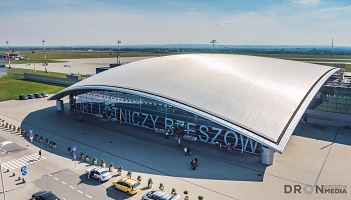 Rzeszów: Zjazd Chasydów i start lotów do Izraela