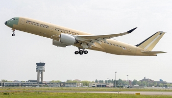 Pierwszy lot Airbusa A350-900ULR