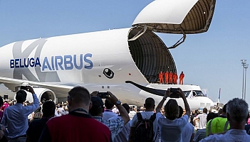 Airbus liczy straty i zmniejsza produkcję