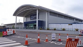Wielka Brytania: Pierwsze lotnisko z termowizyjną kontrolą temperatur