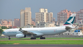 Grupa Cathay Pacific szykuje kolejne zwolnienia