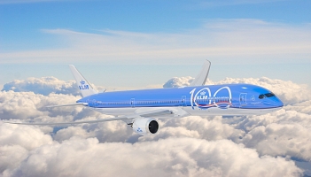 KLM modyfikuje serwis pokładowy