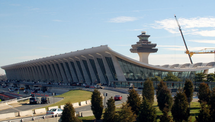 Republikanie chcą nazwać lotnisko Dulles im. Donalda Trumpa
