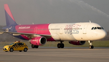 Wizz Air poleciał z Krakowa do Londynu-Luton