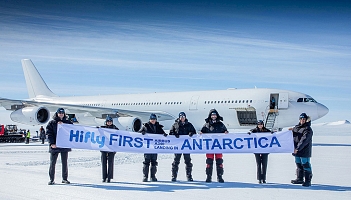 HiFly wylądował na Antarktydzie