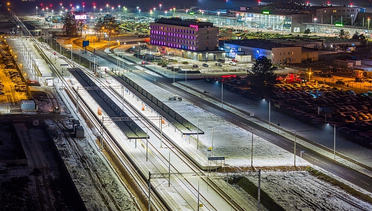 Katowice: Koleje Śląskie połączą Gliwice i Bytom z lotniskiem