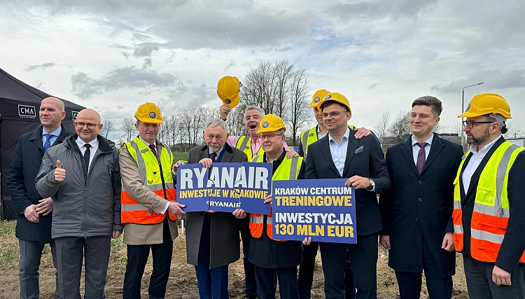 Ryanair rozpoczyna budowę centrum treningowego w Krakowie