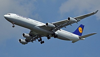 Lufthansa kasuje loty do Kuala Lumpur