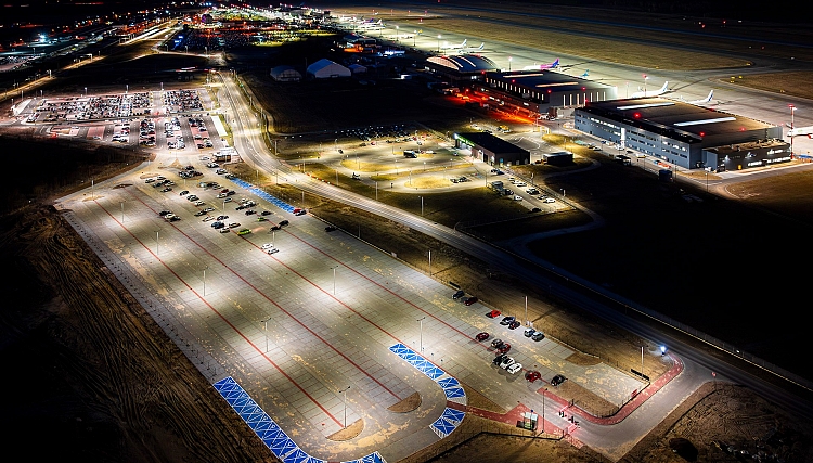 Nowy parking na lotnisku w Katowicach. 863 dodatkowych miejsc