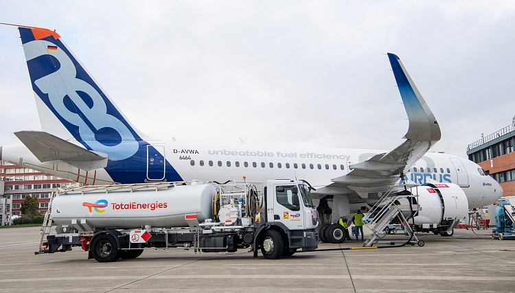 Airbus i TotalEnergies zawarły strategiczne partnerstwo
