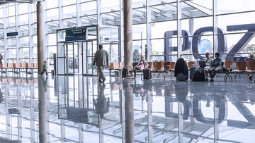 Lotnisko w Poznaniu jest przygotowane na falę turystów
