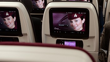 A350 Qatar Airways pod lupą Pasażera