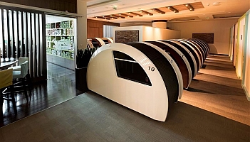 Nowe kabiny do spania w Dubaju