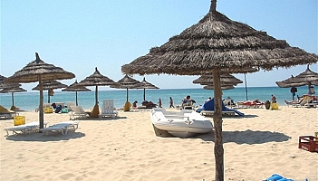 Brytyjski MSZ łagodzi ostrzeżenie przed podróżą do Tunezji