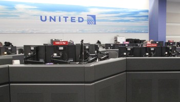 United Airlines pozwane za zmuszanie do bezpłatnego urlopu