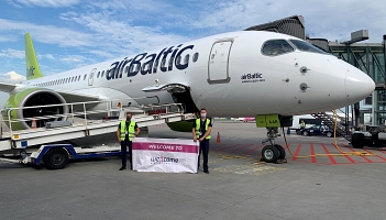 airBaltic wstrzymał loty do Warszawy