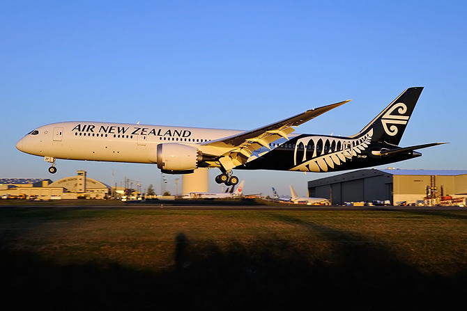 //www.pasazer.com/img/images/normal/airnewzealand,b789,royalscottking2.jpg