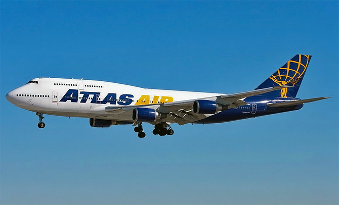 //www.pasazer.com/img/images/normal/atlasair,b747400,lhr.pbozyk.jpg