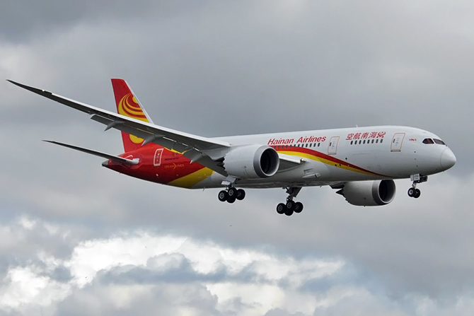 //www.pasazer.com/img/images/normal/hainan,b787-8,tony,rodgers.jpg